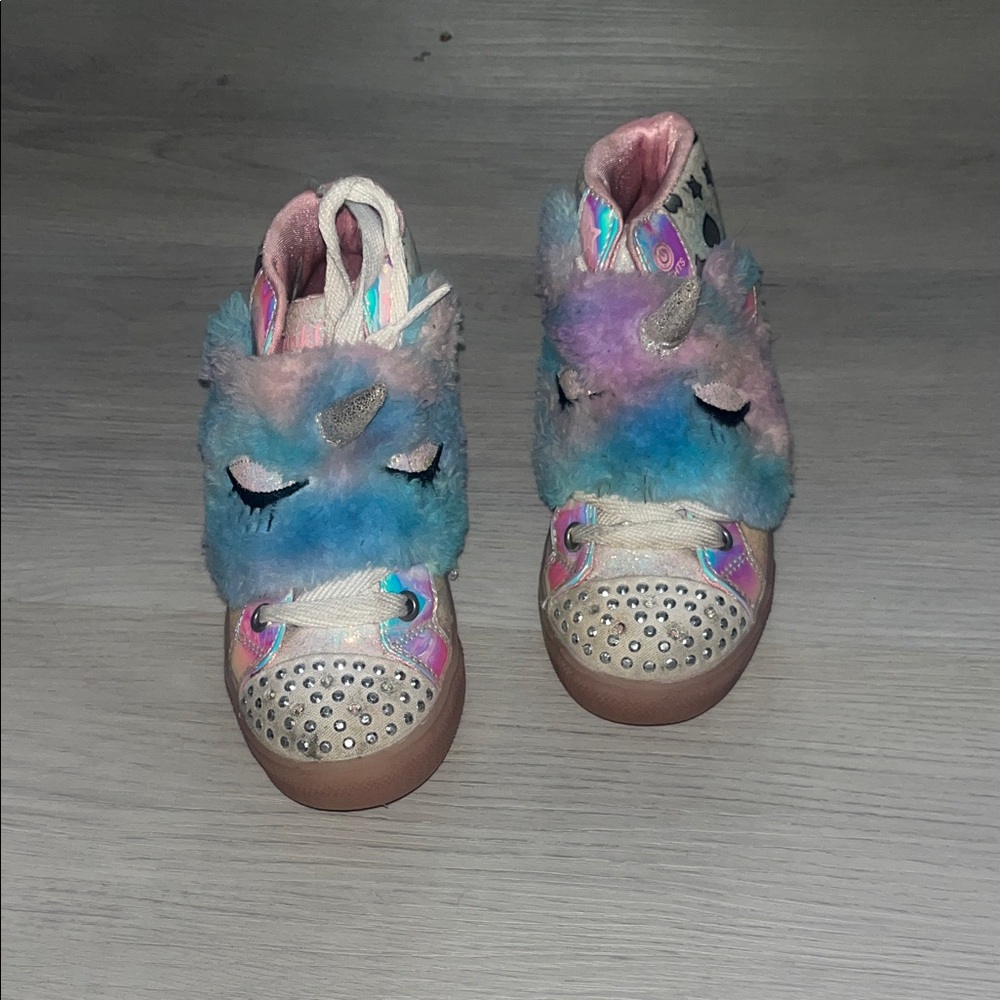 Colorful Kids Shoes with Furry Accents